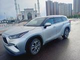 Toyota Highlander 2023 года за 34 000 000 тг. в Астана – фото 4