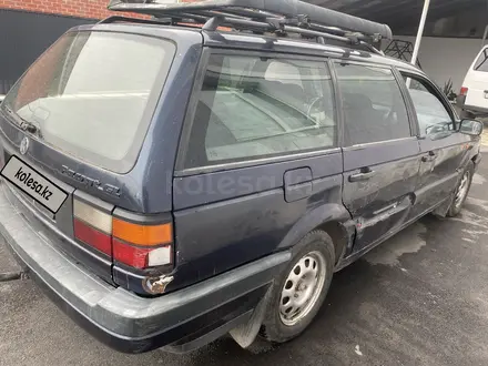 Volkswagen Passat 1990 года за 1 000 000 тг. в Алматы – фото 2