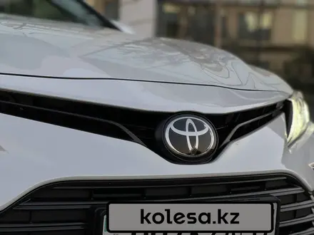 Toyota Camry 2021 года за 17 000 000 тг. в Алматы – фото 7