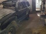 По запчастям Toyota Land Cruiser 105 GX объем 4.2 дизельная в Караганда