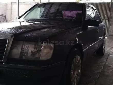 Mercedes-Benz E 230 1991 года за 1 500 000 тг. в Алматы – фото 4