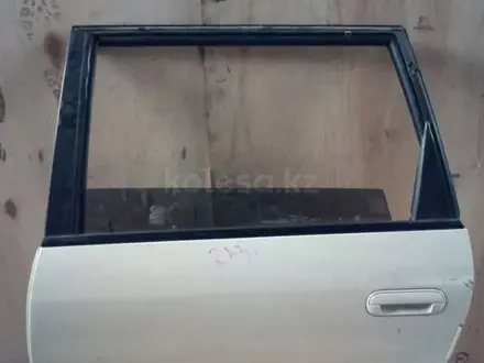Дверь задняя левая на Honda Odyssey 1994-1999 год. за 25 000 тг. в Алматы