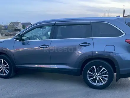 Toyota Highlander 2019 года за 15 000 000 тг. в Уральск – фото 10