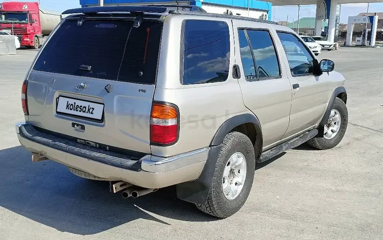 Nissan Pathfinder 1998 годаүшін2 800 000 тг. в Атырау