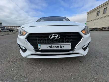 Hyundai Accent 2018 года за 5 690 000 тг. в Актау