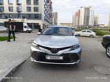 Toyota Camry 2018 годаүшін11 500 000 тг. в Астана – фото 2