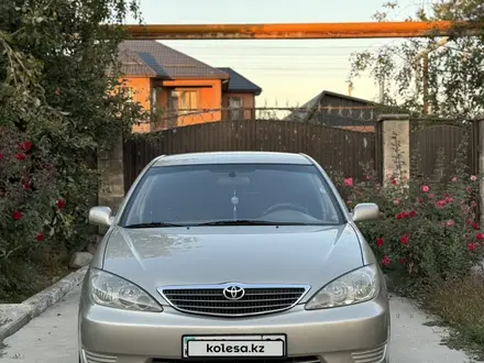 Toyota Camry 2004 года за 6 300 000 тг. в Алматы – фото 2