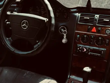 Mercedes-Benz E 280 1998 года за 3 500 000 тг. в Алматы – фото 11