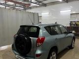 Toyota RAV4 2007 года за 6 200 000 тг. в Уральск – фото 4