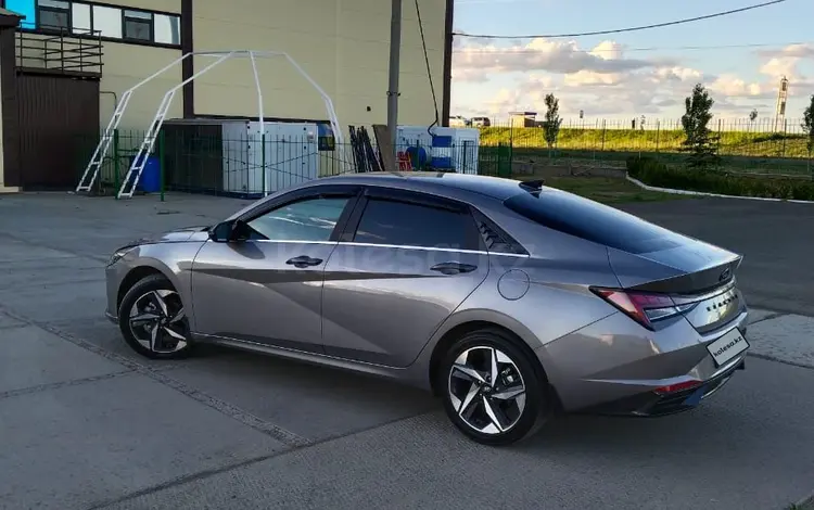 Hyundai Elantra 2023 года за 11 000 000 тг. в Уральск