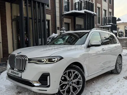 BMW X7 2021 года за 36 000 000 тг. в Алматы