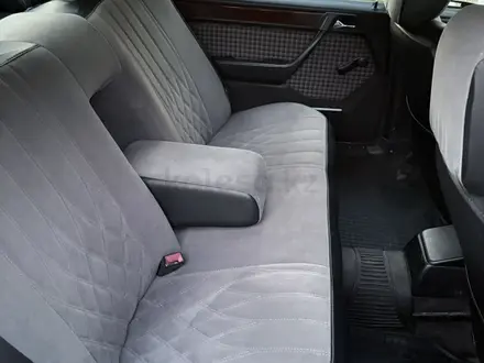 Mercedes-Benz E 220 1995 года за 1 900 000 тг. в Алматы – фото 13