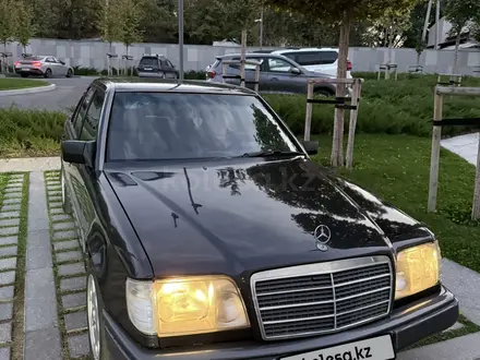 Mercedes-Benz E 220 1995 года за 1 900 000 тг. в Алматы – фото 16