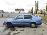 Volkswagen Vento 1993 годаүшін600 000 тг. в Рудный – фото 3