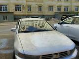 Mitsubishi Galant 2002 года за 600 000 тг. в Актау – фото 2