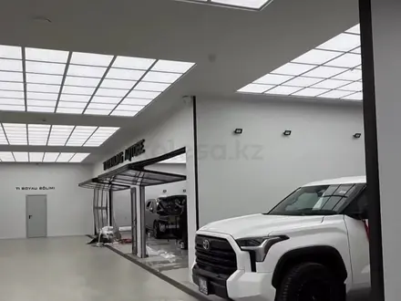 Toyota Tundra 2023 года за 41 500 000 тг. в Актобе – фото 56