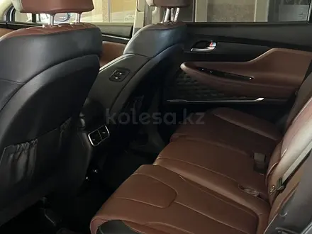 Hyundai Santa Fe 2023 года за 16 500 000 тг. в Алматы – фото 8
