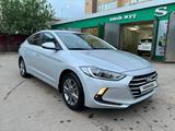 Hyundai Elantra 2018 года за 8 600 000 тг. в Уральск – фото 4