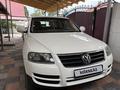 Volkswagen Touareg 2006 года за 6 000 000 тг. в Алматы – фото 4