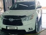 Toyota Highlander 2016 года за 13 000 000 тг. в Актау – фото 2