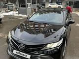 Toyota Camry 2019 года за 14 000 000 тг. в Алматы