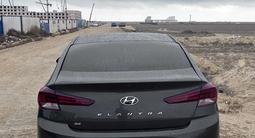 Hyundai Elantra 2020 года за 6 300 000 тг. в Актау – фото 2