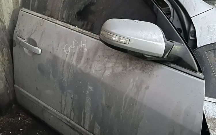 Привозные двери обшивки на NISSAN за 2 200 тг. в Алматы