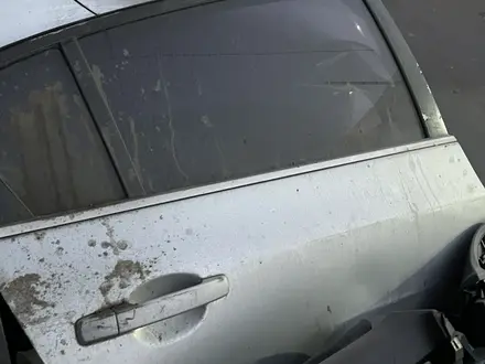 Привозные двери обшивки на NISSAN за 2 200 тг. в Алматы – фото 2