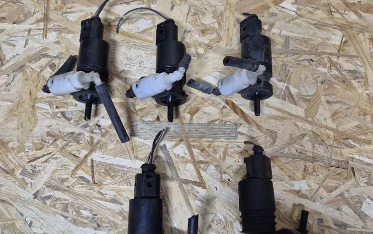 Насос омывателя универсал внедорожник за 10 000 тг. в Алматы