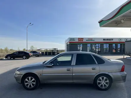 Opel Vectra 1996 года за 1 100 000 тг. в Актобе – фото 4