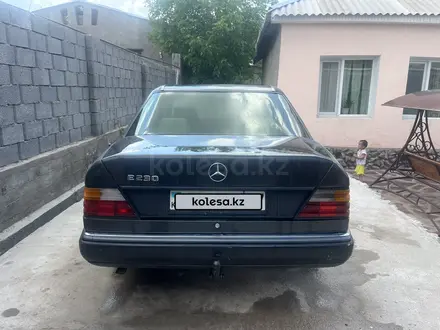 Mercedes-Benz E 230 1993 года за 1 000 000 тг. в Шымкент – фото 4