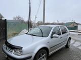 Volkswagen Golf 2001 годаүшін3 200 000 тг. в Актобе