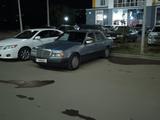 Mercedes-Benz E 260 1992 годаүшін1 350 000 тг. в Астана – фото 2