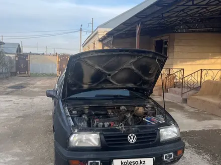 Volkswagen Vento 1993 года за 870 000 тг. в Тараз – фото 7