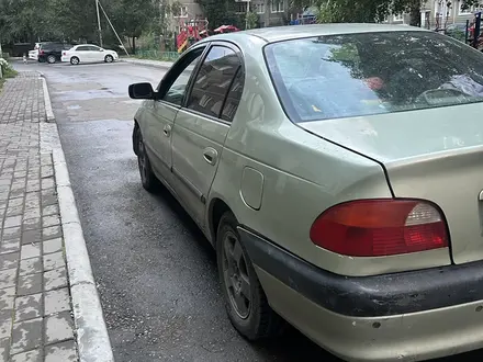 Toyota Avensis 1998 года за 1 800 000 тг. в Усть-Каменогорск – фото 4