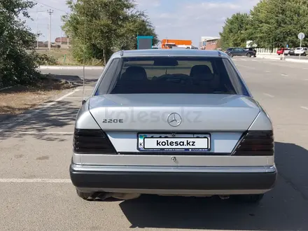 Mercedes-Benz E 220 1992 годаүшін2 200 000 тг. в Жезказган – фото 8