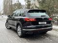 Volkswagen Touareg 2022 годаfor26 900 000 тг. в Костанай – фото 7