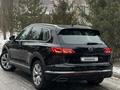 Volkswagen Touareg 2022 годаfor26 900 000 тг. в Костанай – фото 40