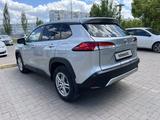 Toyota Corolla Cross 2022 годаүшін11 400 000 тг. в Актобе – фото 2