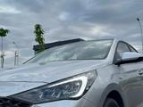 Hyundai Accent 2022 года за 8 700 000 тг. в Шымкент – фото 5