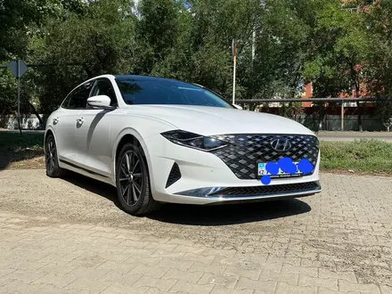 Hyundai Grandeur 2022 года за 16 000 000 тг. в Уральск – фото 2