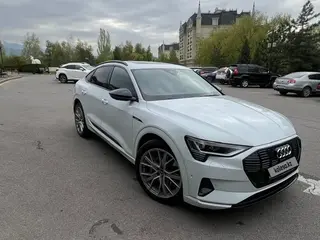 Audi e-tron-sportback, 2022