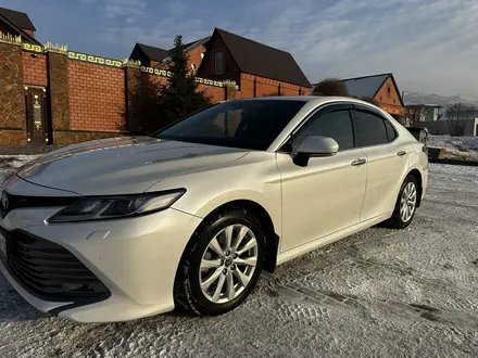 Toyota Camry 2018 года за 12 900 000 тг. в Усть-Каменогорск – фото 7