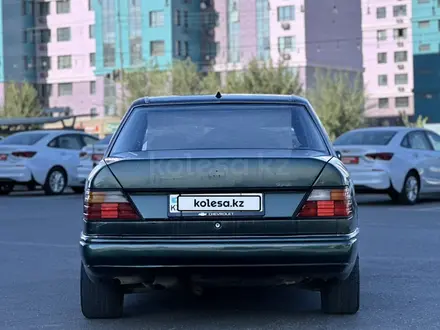 Mercedes-Benz E 230 1992 года за 1 100 000 тг. в Шымкент – фото 5