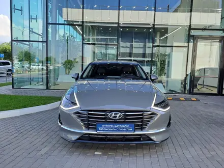 Hyundai Sonata 2020 года за 11 790 000 тг. в Алматы – фото 2
