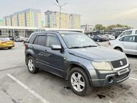 Suzuki Grand Vitara 2006 годаүшін4 100 000 тг. в Алматы