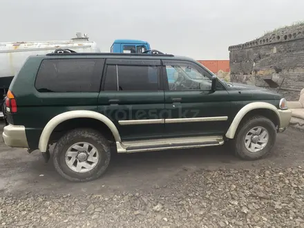 Mitsubishi Montero Sport 2000 года за 3 500 000 тг. в Караганда – фото 2