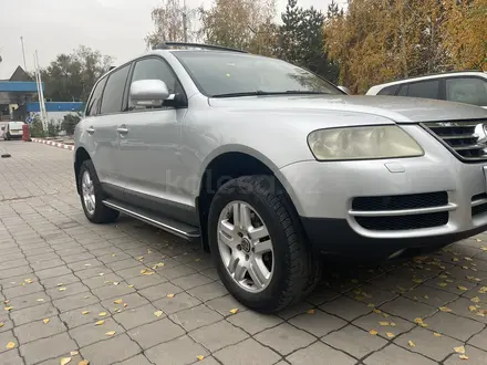 Volkswagen Touareg 2002 года за 5 000 000 тг. в Алматы – фото 4