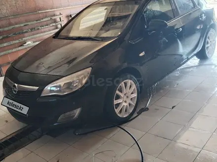 Opel Astra 2011 года за 1 500 000 тг. в Уральск