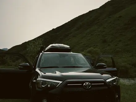 Toyota 4Runner 2022 года за 22 900 000 тг. в Алматы – фото 3